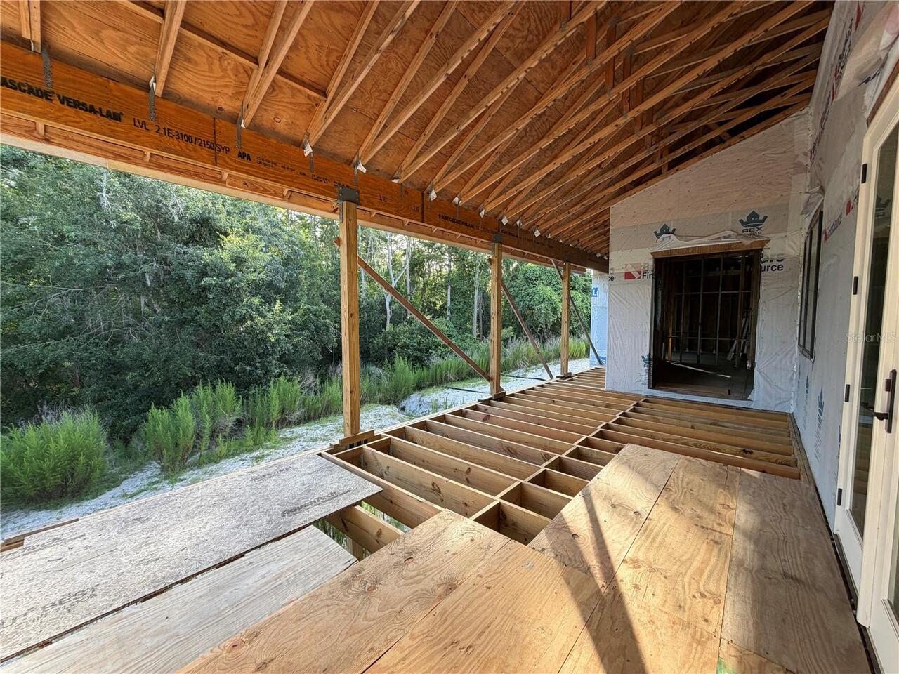 Listing Photo 16