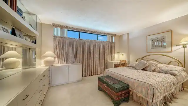 Listing Photo 16