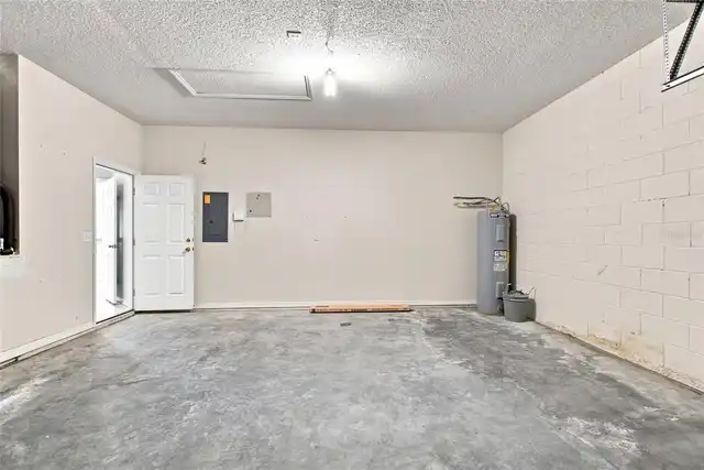 Listing Photo 32