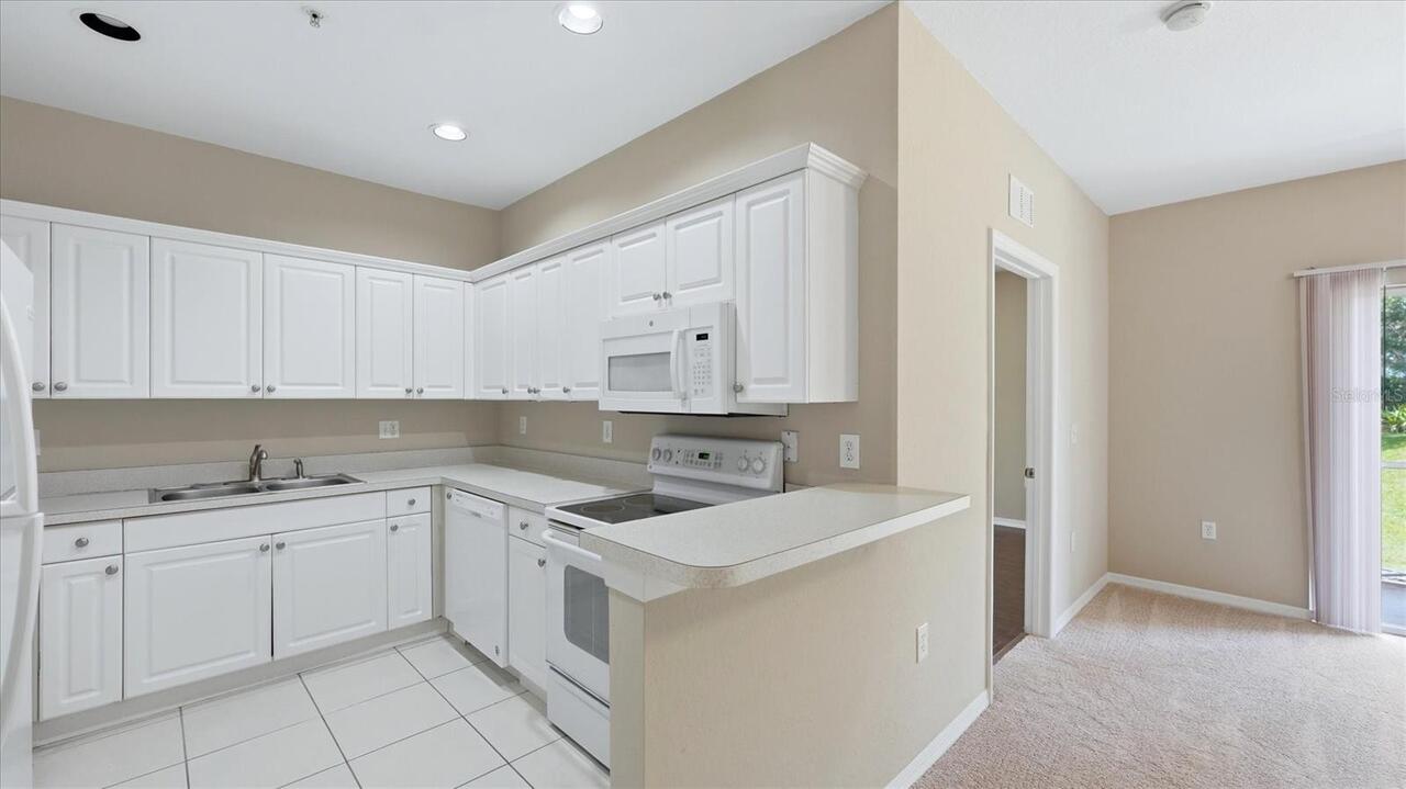 Listing Photo 9