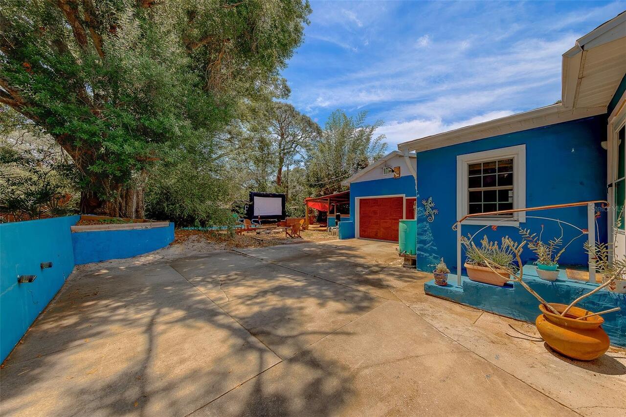 Listing Photo 43