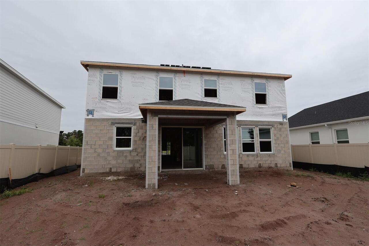 Listing Photo 9