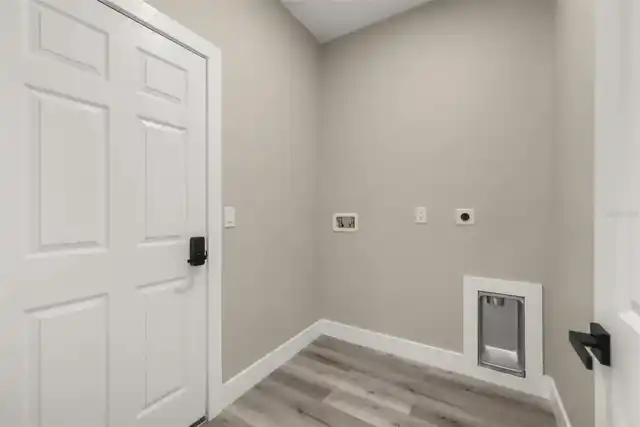 Listing Photo 9