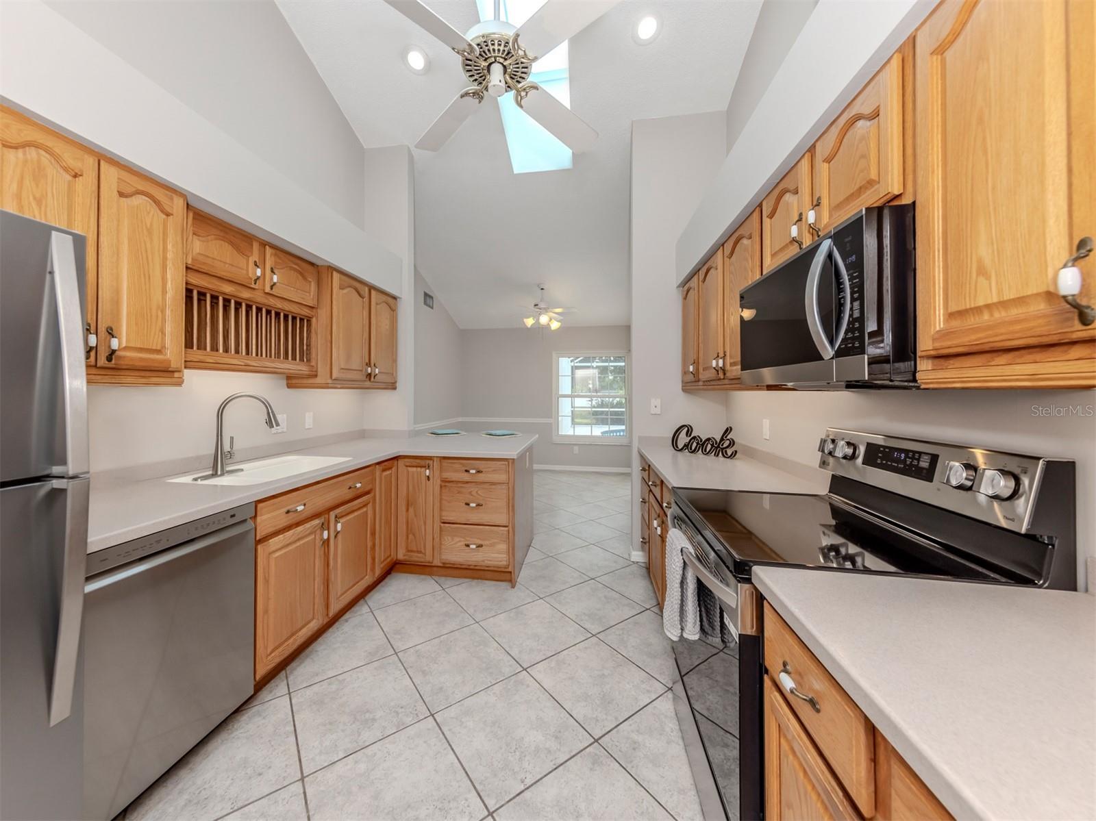 Listing Photo 10