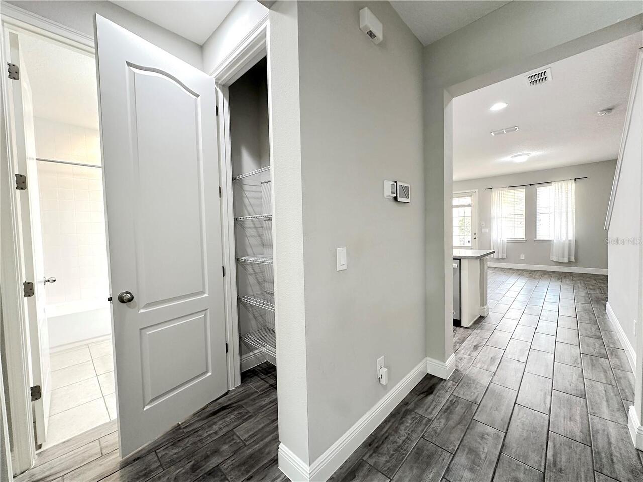Listing Photo 11