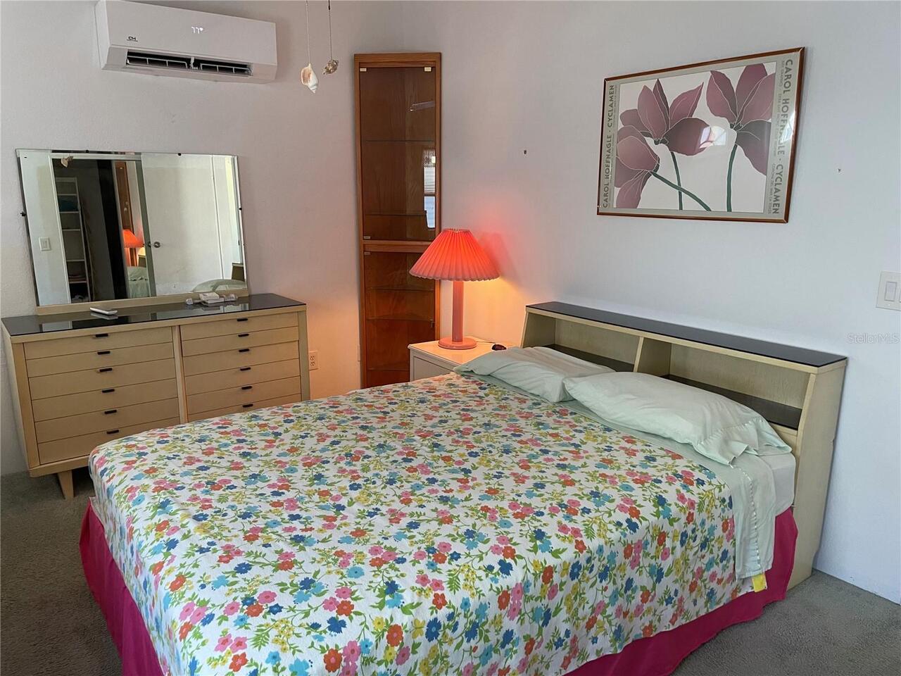 Listing Photo 17
