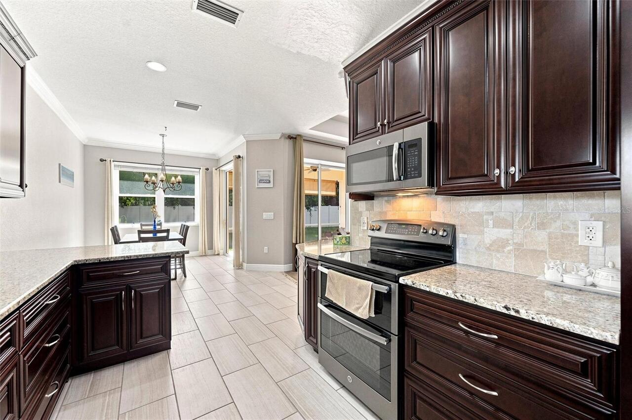 Listing Photo 17