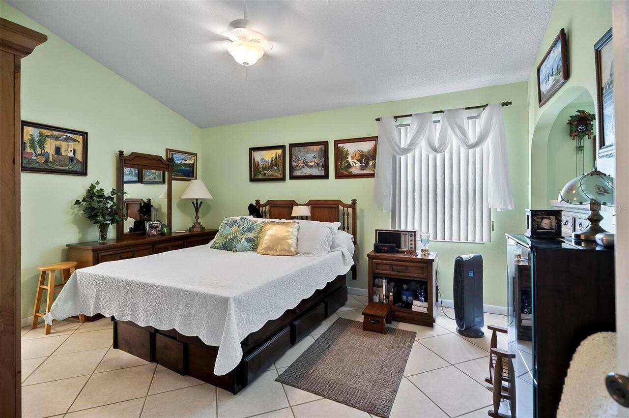 Listing Photo 28