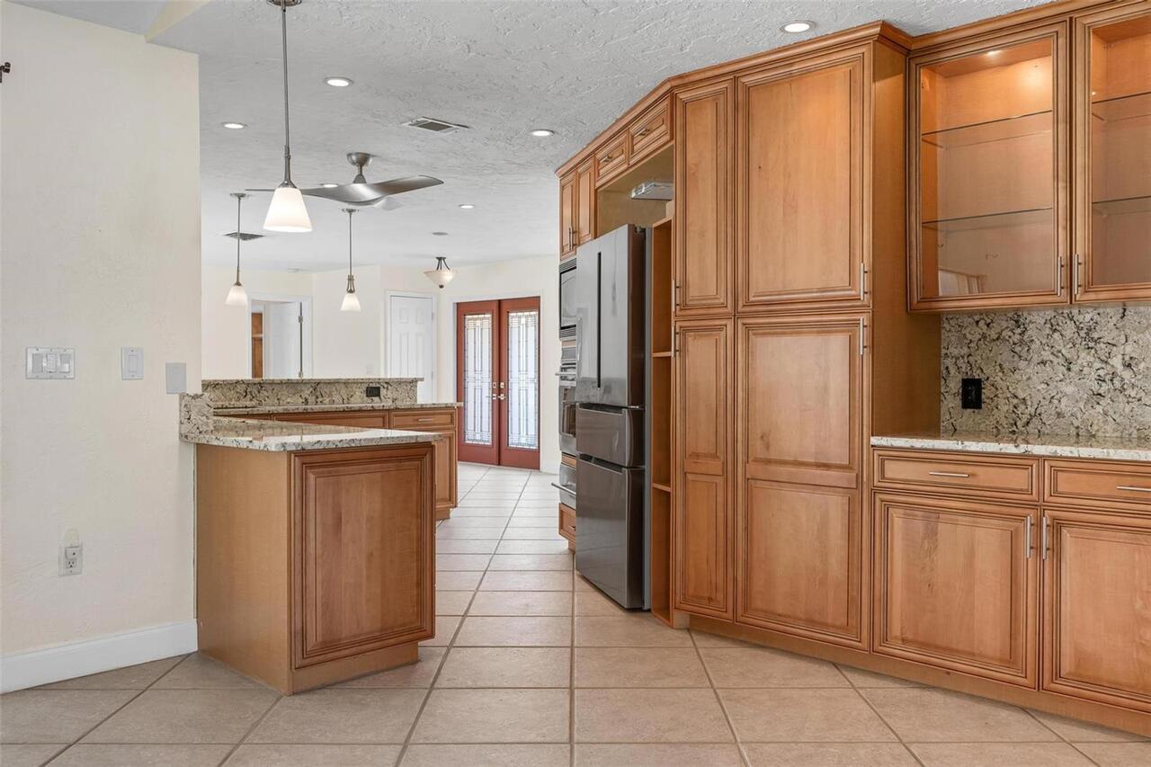 Listing Photo 15