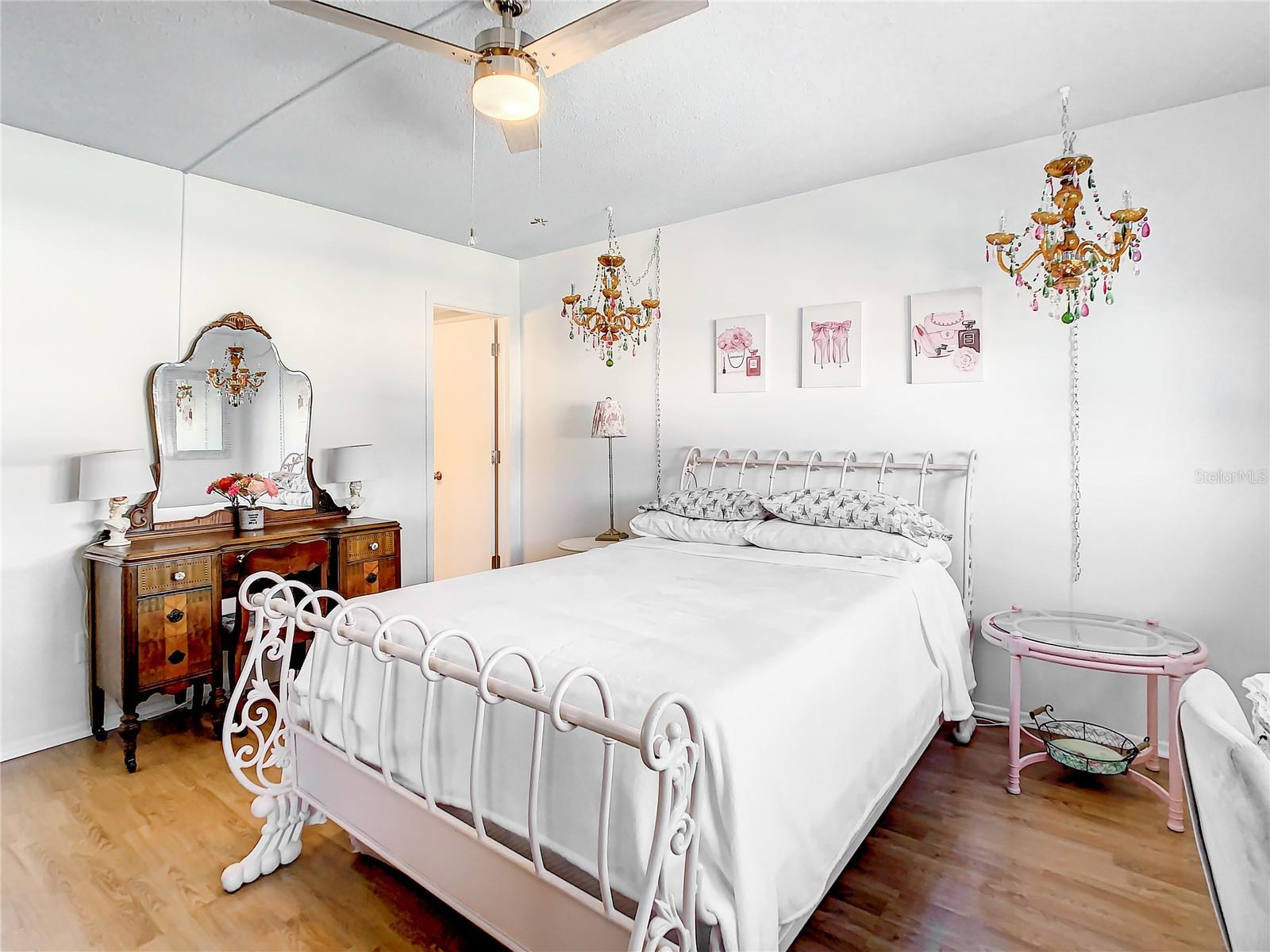 Listing Photo 15