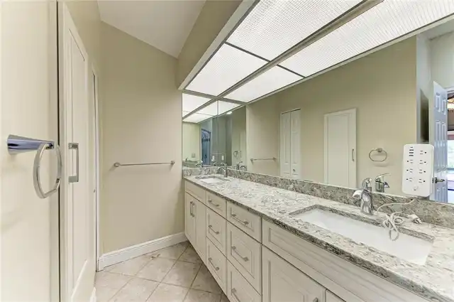 Listing Photo 35