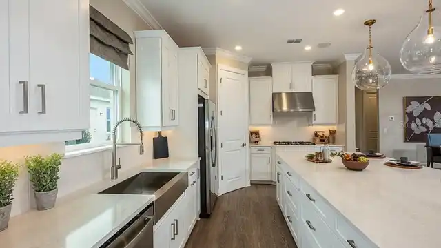 Listing Photo 7