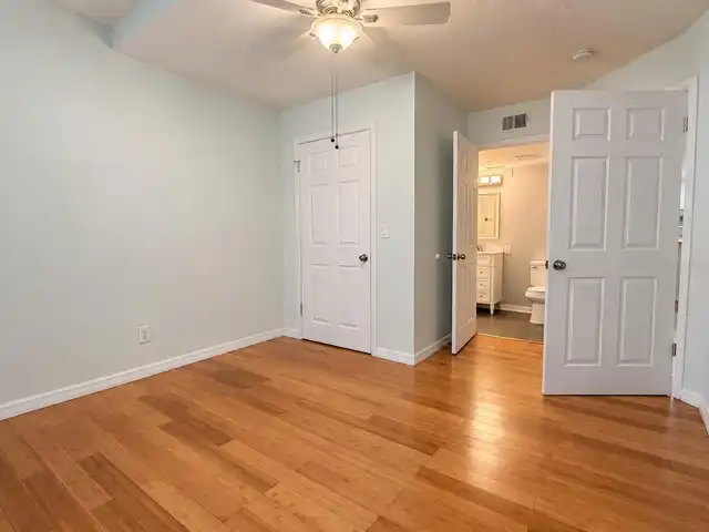 Listing Photo 14