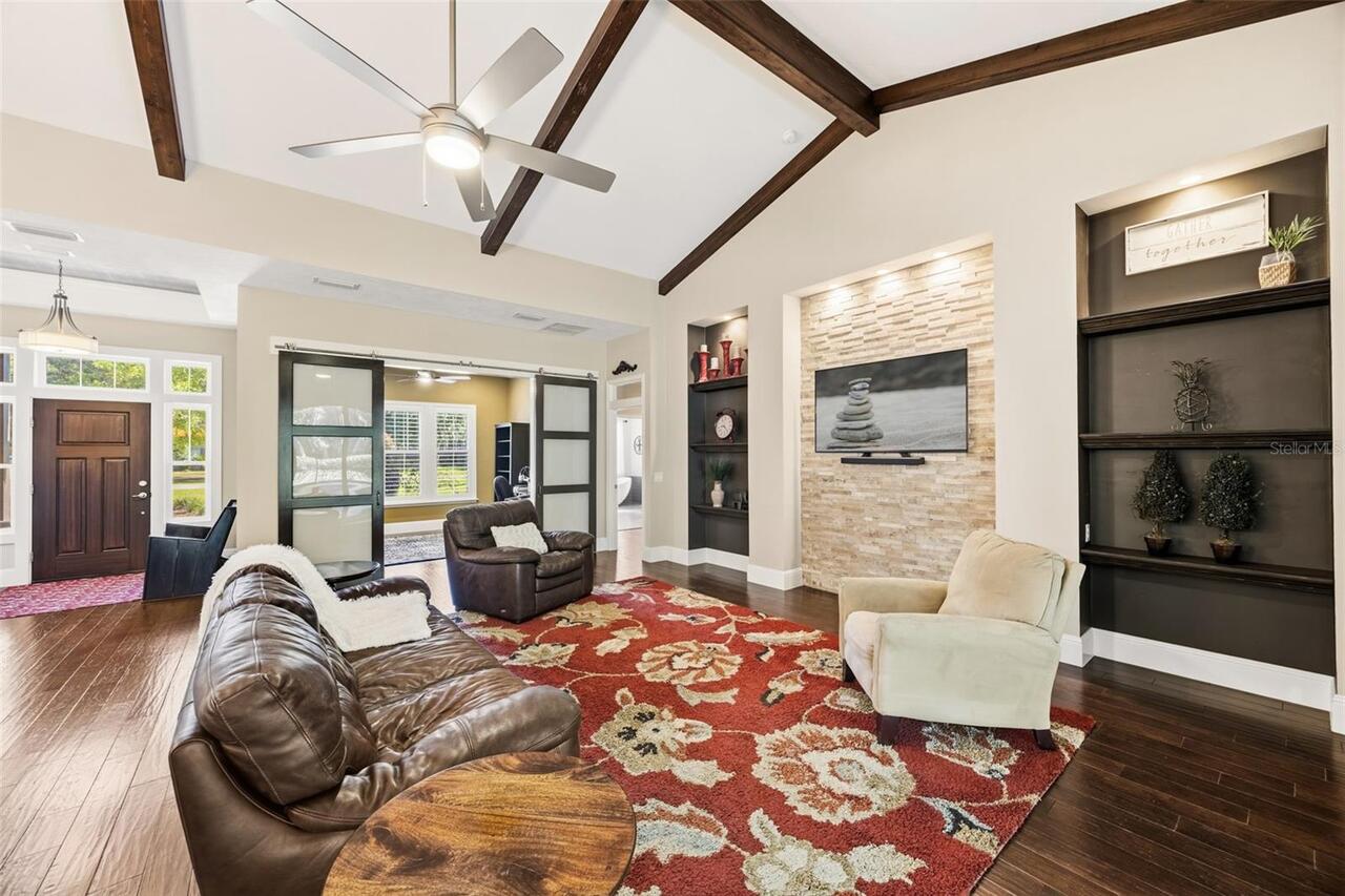 Listing Photo 7