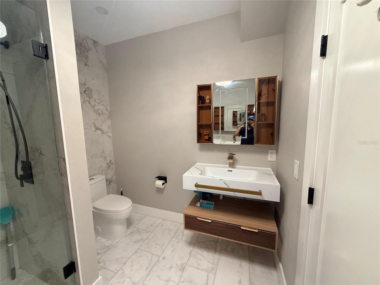 Listing Photo 7
