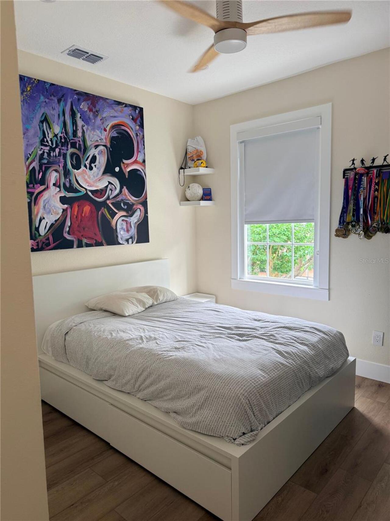 Listing Photo 11