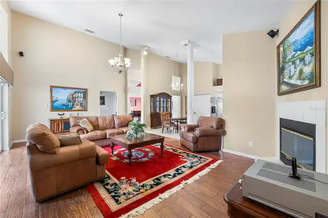 Listing Photo 16