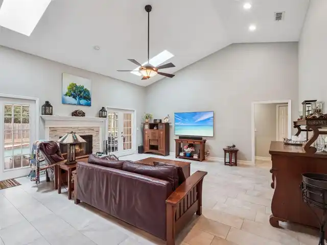 Listing Photo 13