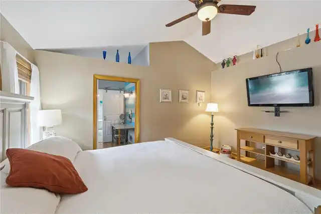 Listing Photo 22
