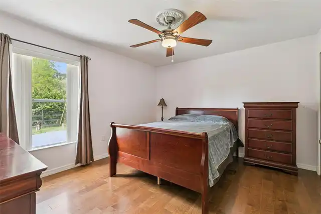 Listing Photo 33