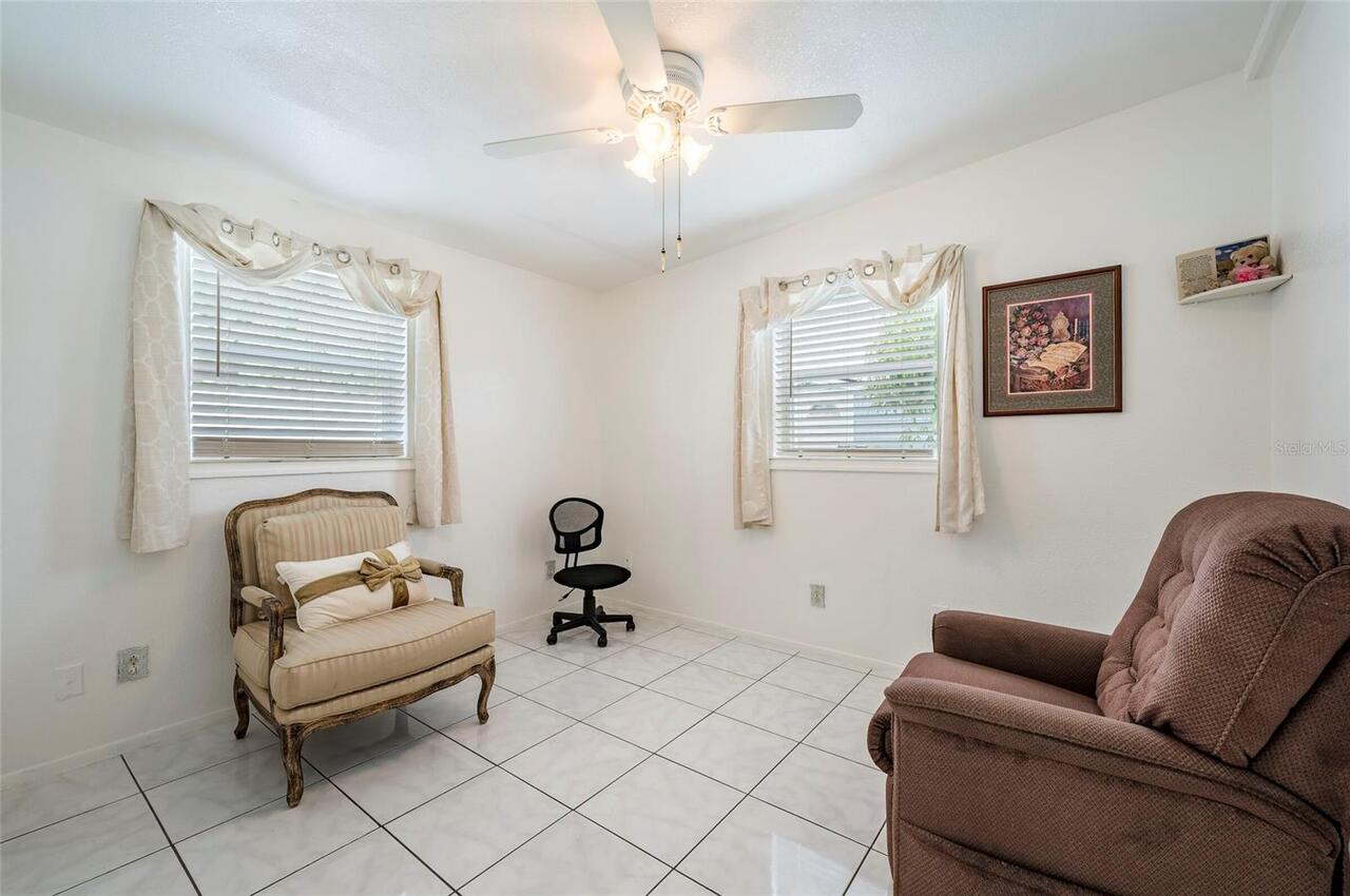 Listing Photo 14