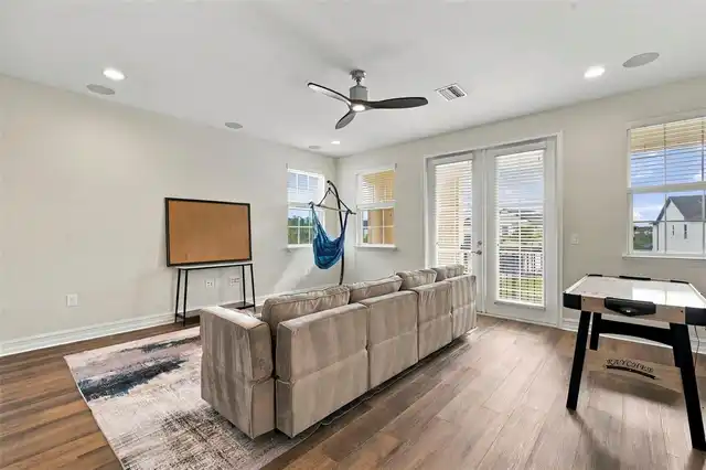 Listing Photo 32