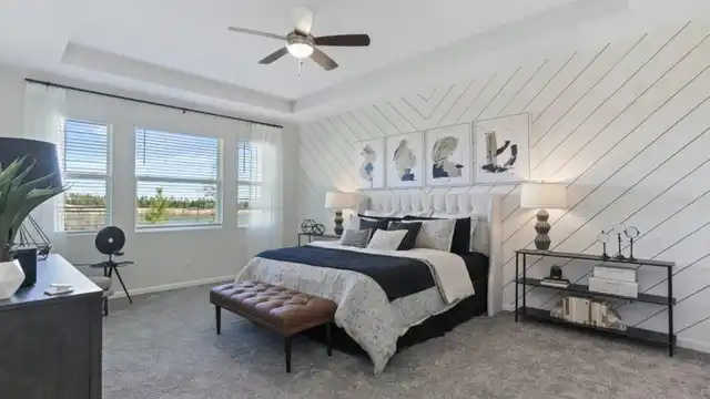 Listing Photo 12