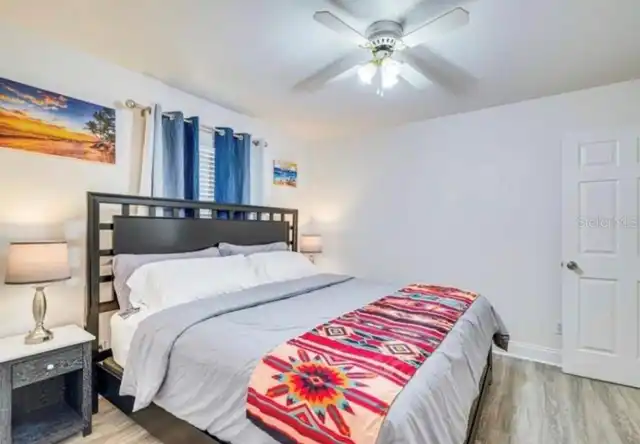 Listing Photo 15