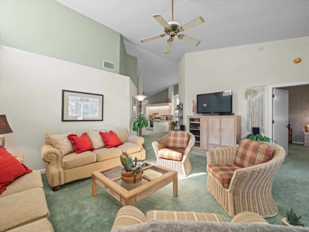 Listing Photo 16