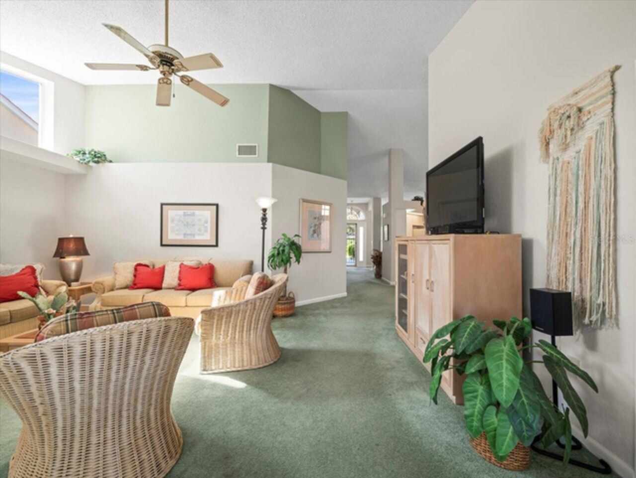 Listing Photo 17