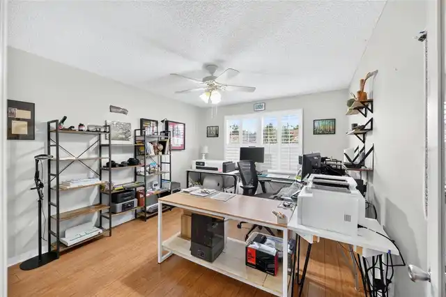 Listing Photo 17