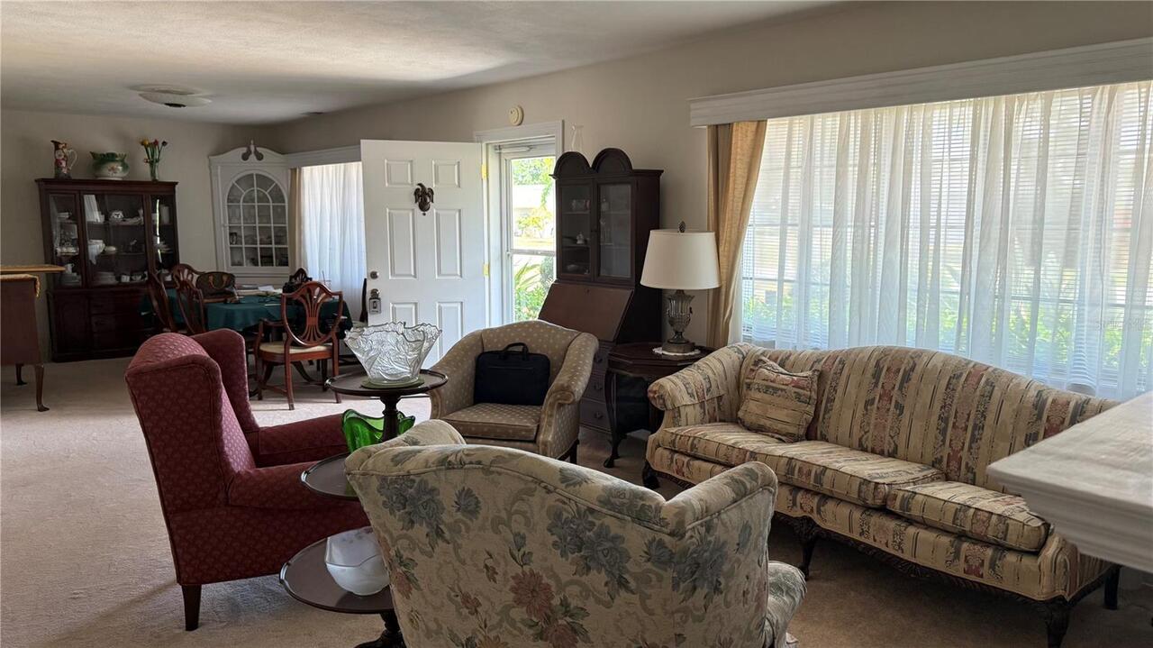Listing Photo 17