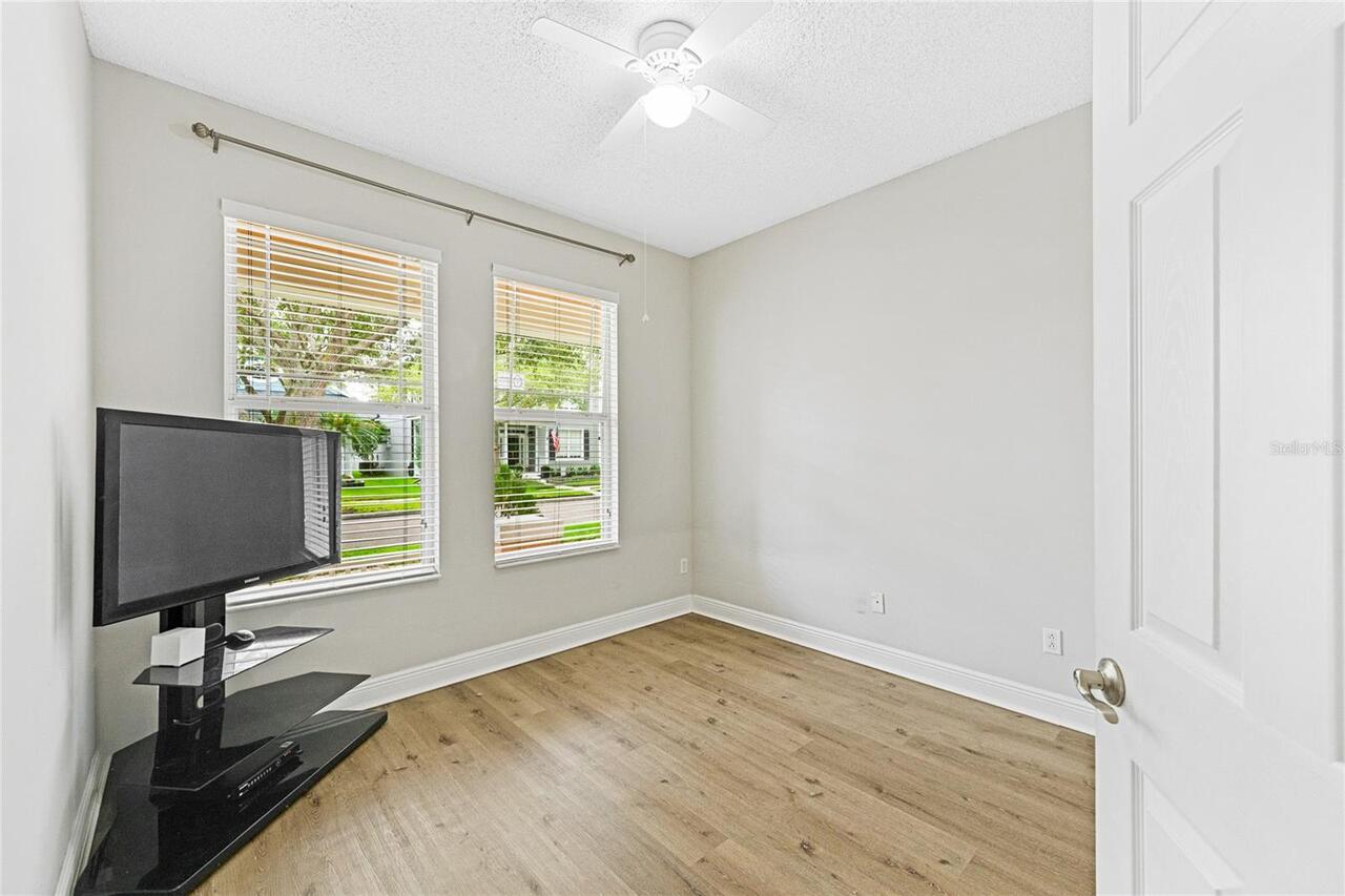 Listing Photo 19