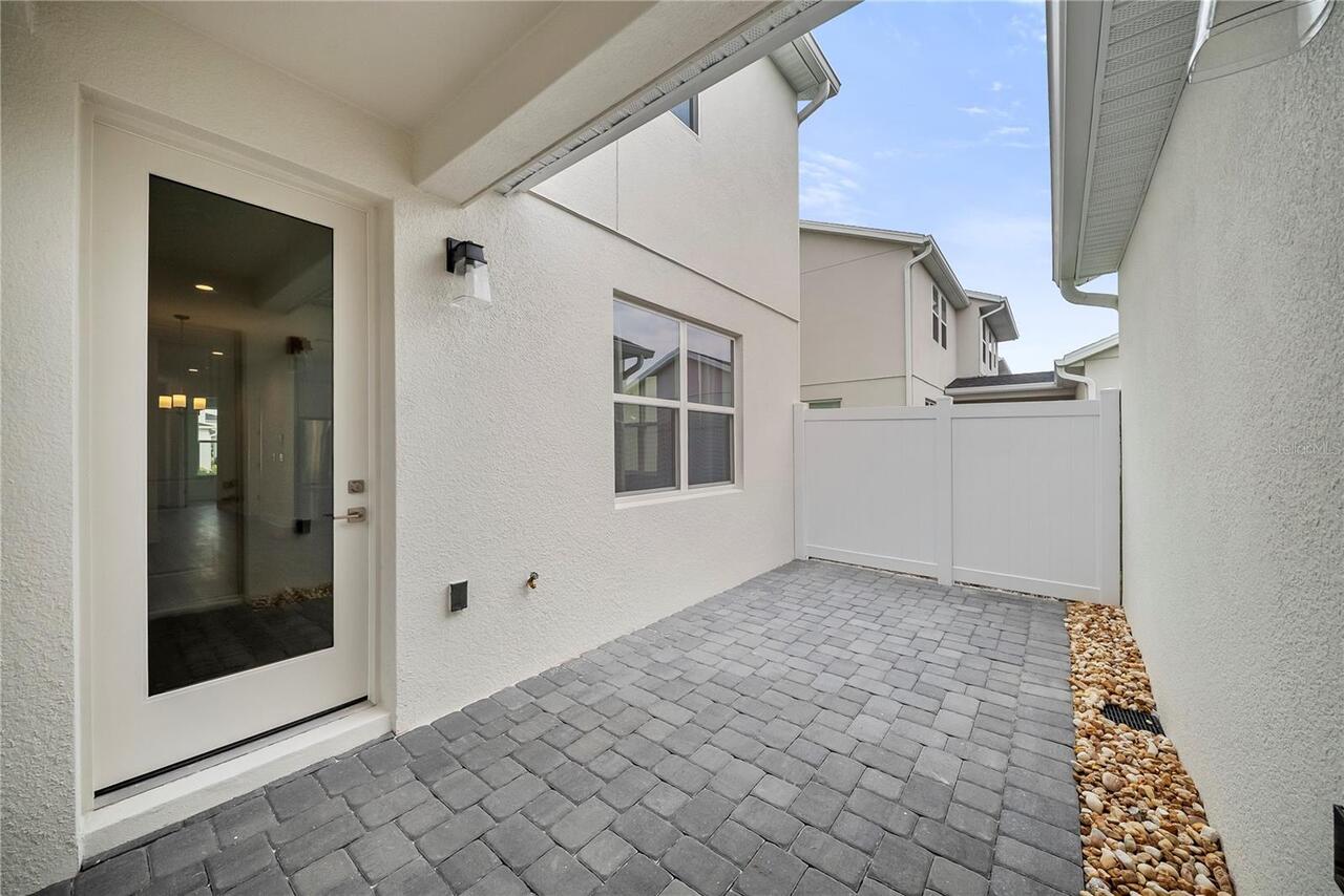 Listing Photo 38