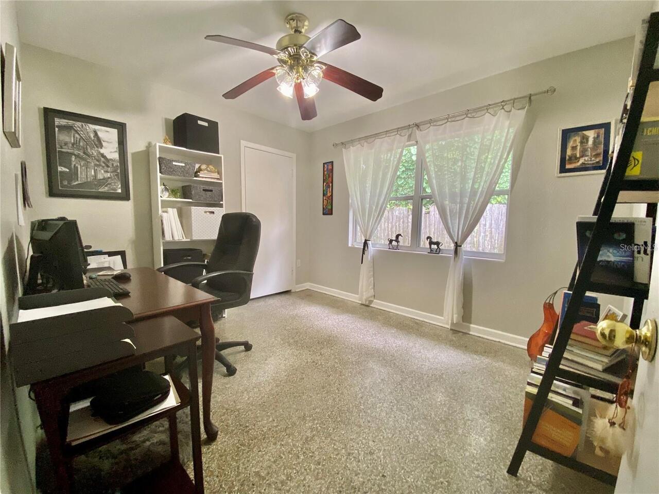 Listing Photo 14