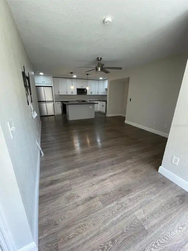 Listing Photo 7