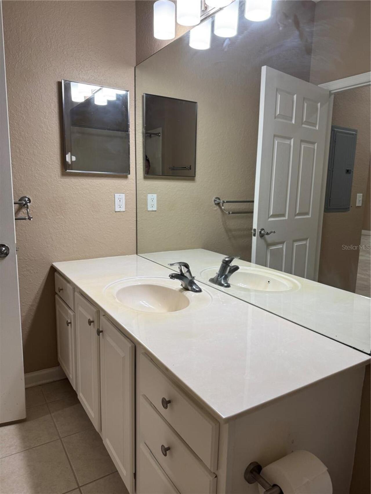 Listing Photo 14