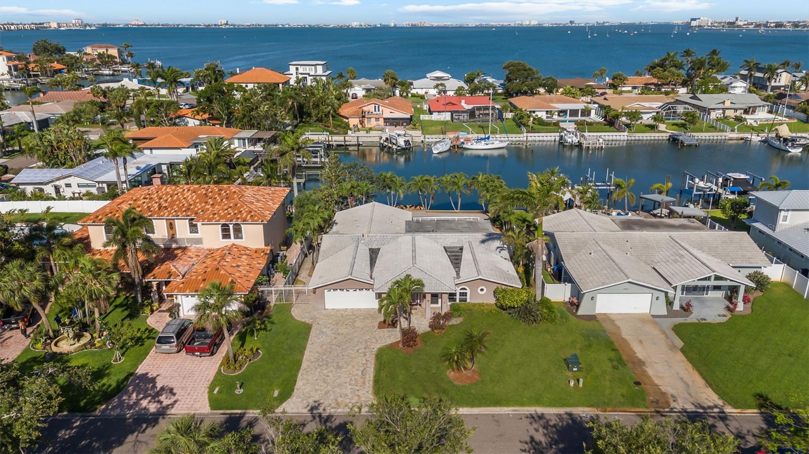 St Petersburg Real Estate