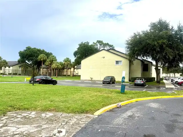 Listing Photo 18