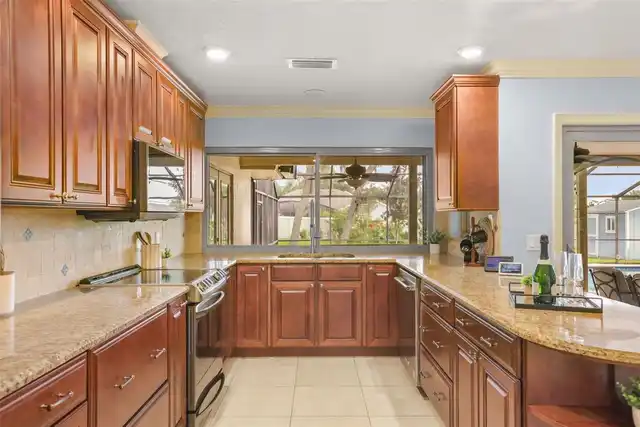 Listing Photo 15