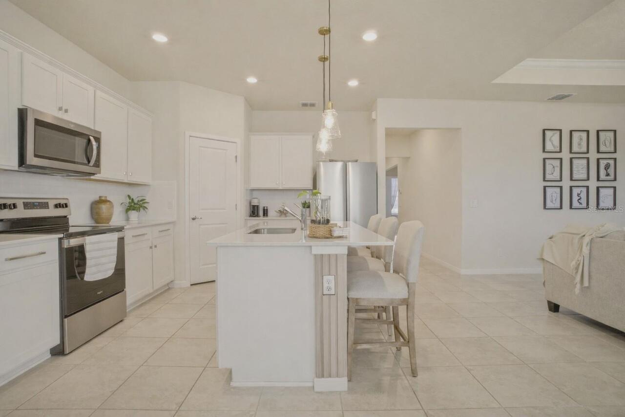 Listing Photo 17