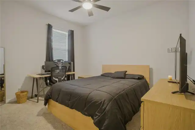 Listing Photo 18