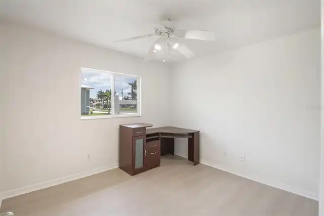 Listing Photo 23