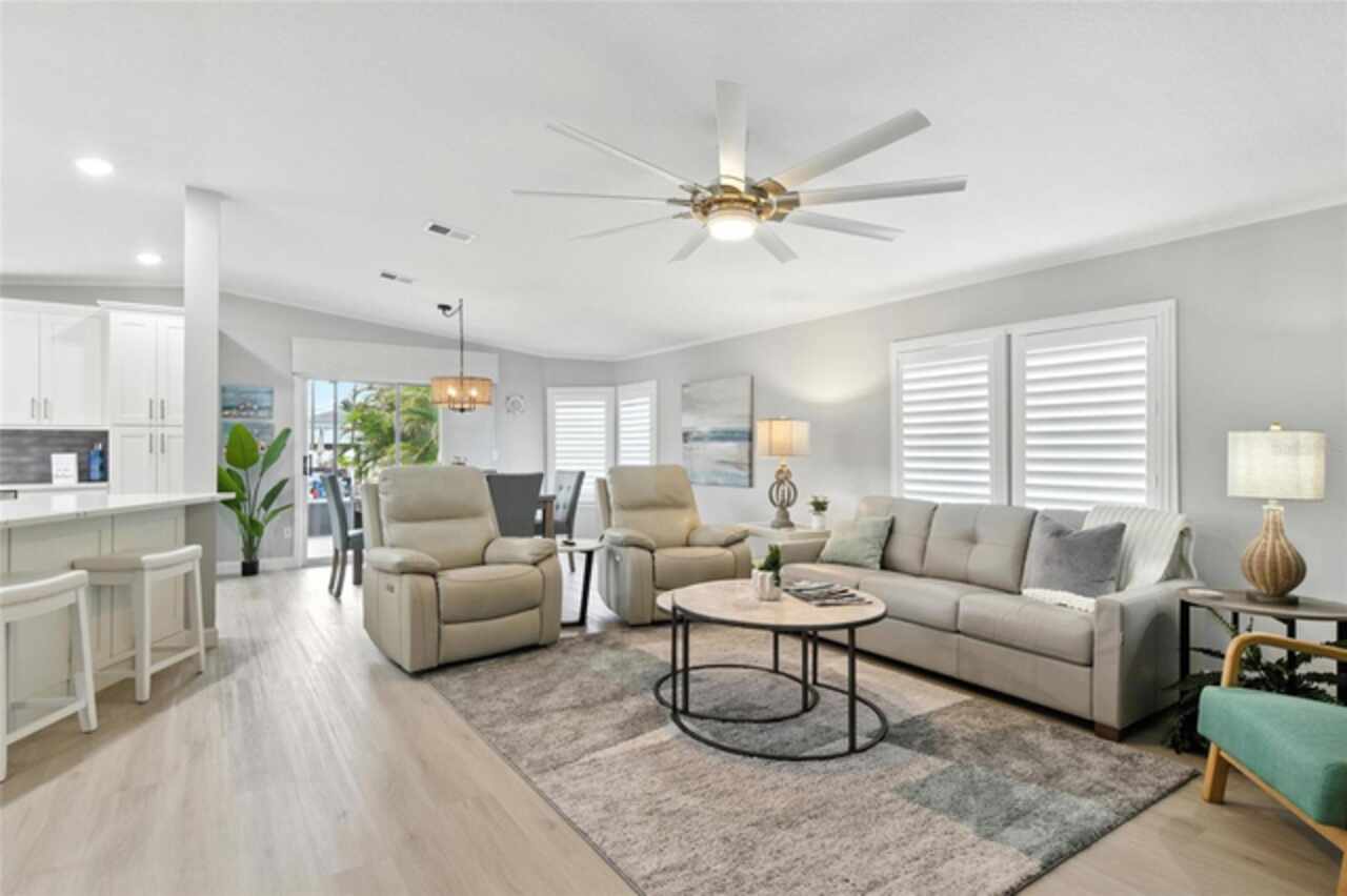 Listing Photo 14