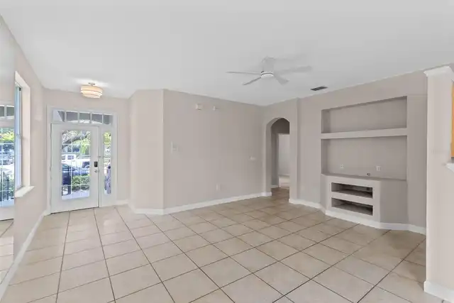 Listing Photo 14