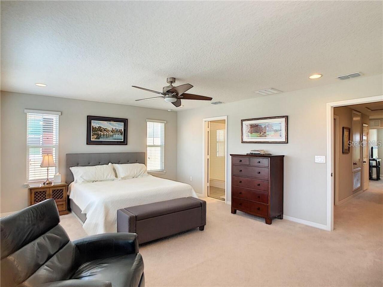Listing Photo 17