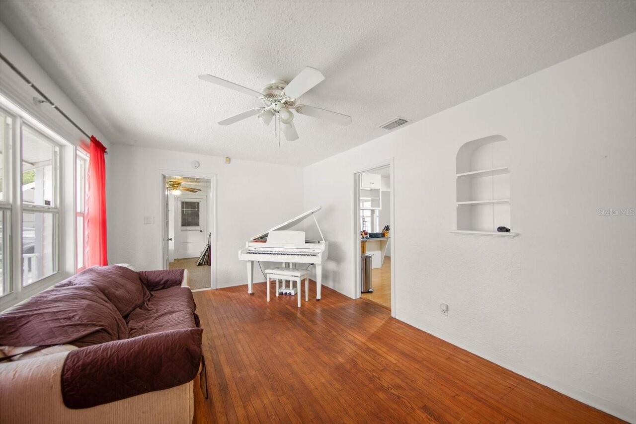 Listing Photo 7