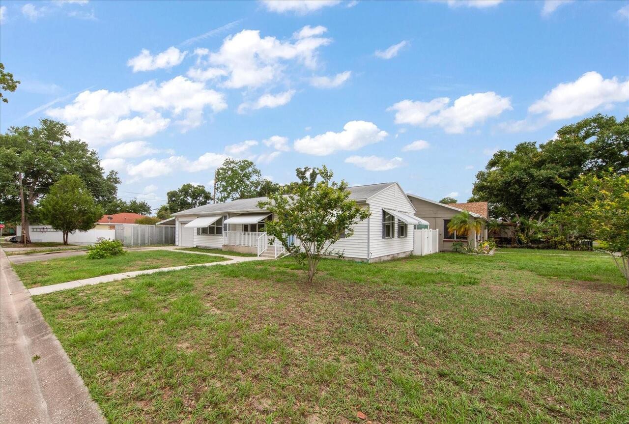 Listing Photo 28