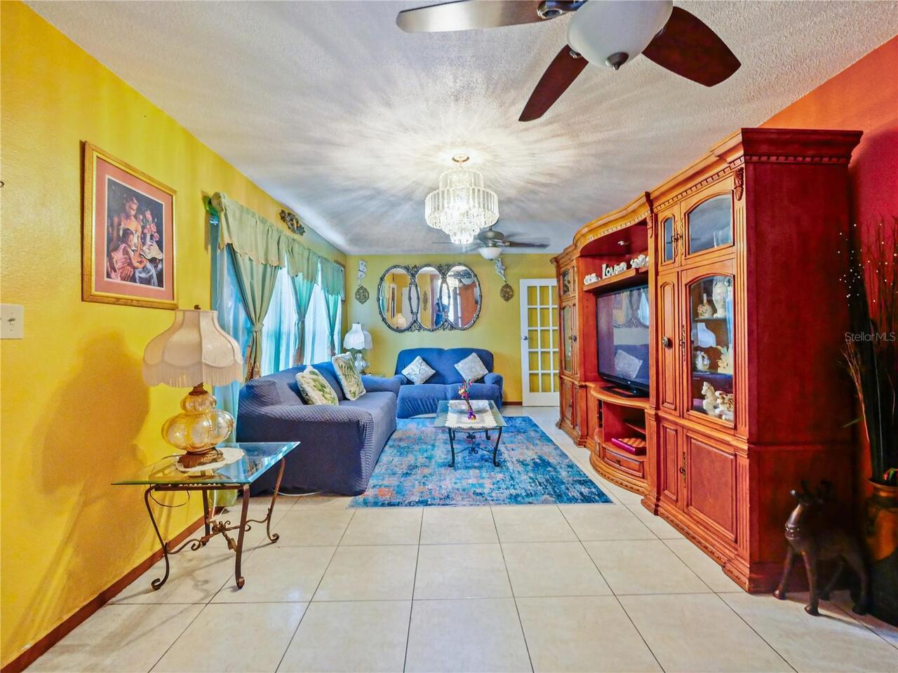 Listing Photo 12