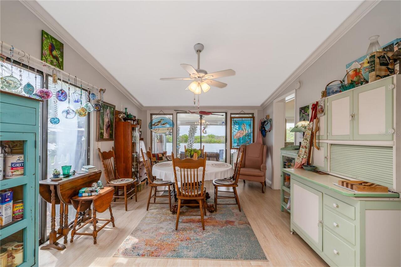 Listing Photo 14